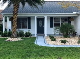 823 Ramos Dr, The Villages, FL 32159