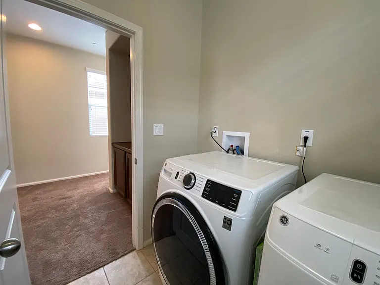 1788 Dixie St — Photo 11
