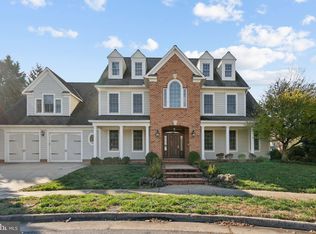 8802 Northern Spruce Ln, Alexandria, VA 22309