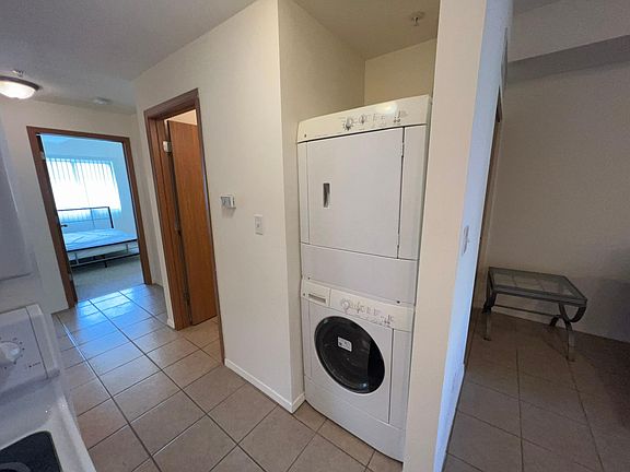 Full Size washer/dryer