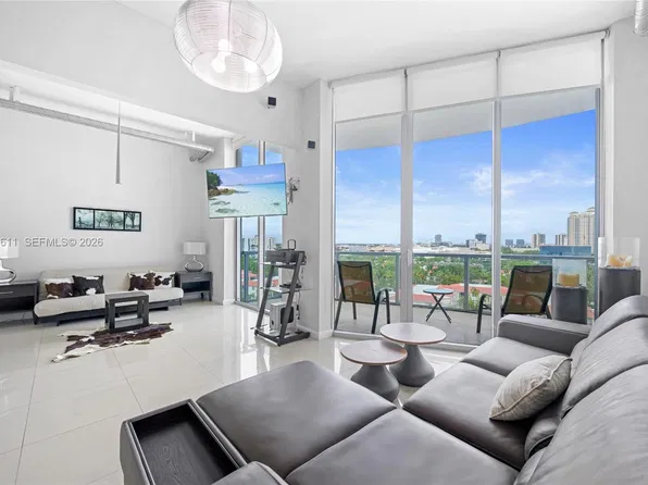3029 NE 188th St APT 919, Miami, FL 33180