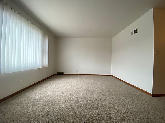 2nd image of 1621 G St #X1