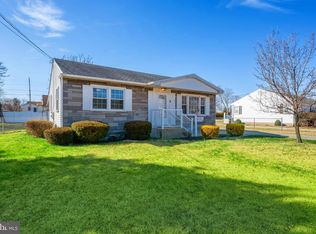 9 Glenside Ave, Burlington, NJ 08016