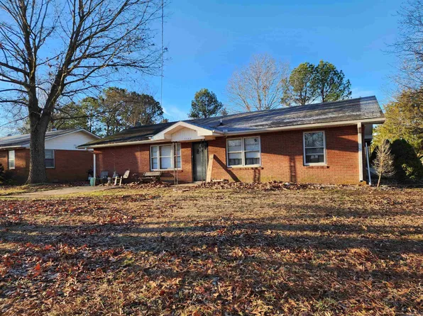 1360 W North St, Piggott, AR 72454
