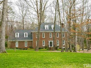 8 Sagamore Pl, Hillsborough, NC 27278