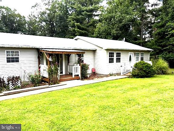 4th image of 730 Grizzly Rd