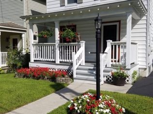 32 Halcyon St, Scotia, NY 12302