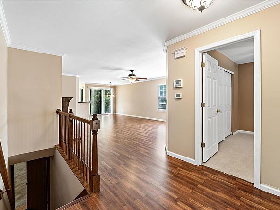 4th image of 16043 Rose Wreath Ln
