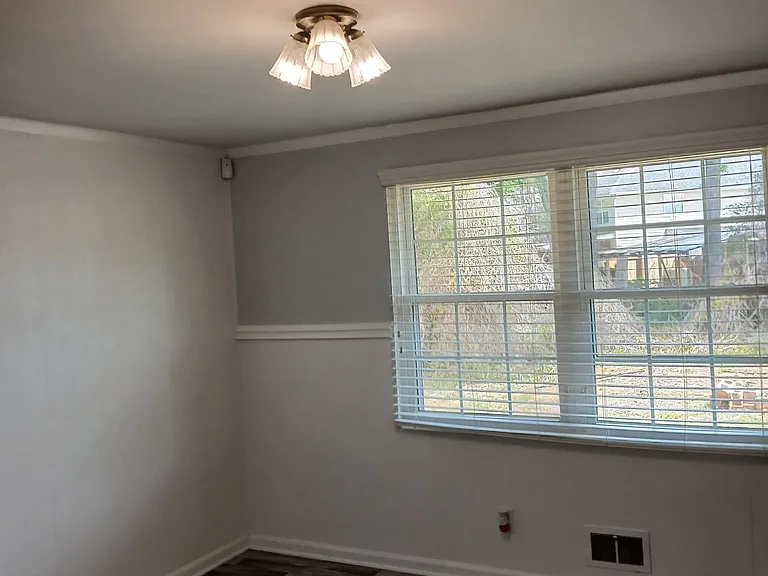 6090 King Arthur Dr — Photo 20