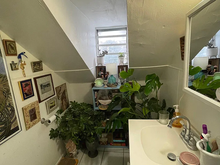 4316 Baronne St #J — Photo 10