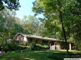 1001 Vestavia Dr SW, Decatur, AL 35603