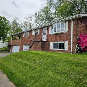 1905 13th Ave, Beaver Falls, PA, 15010