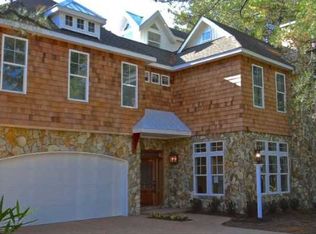 224 85th St, Virginia Beach, VA 23451