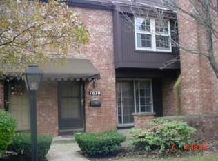 1670 Saint James Ct, Columbus, OH 43220