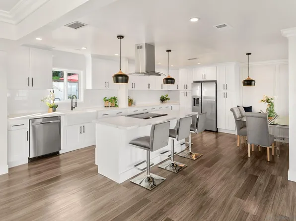 1192 Merritt Dr, El Cajon, CA 92020