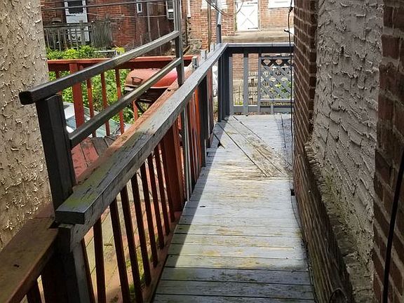 5th image of 5831 Beaumont Ave