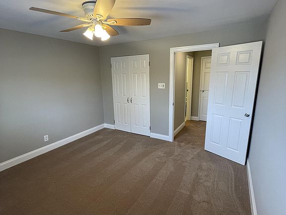 3rd image of 3819 Mary St #11235868