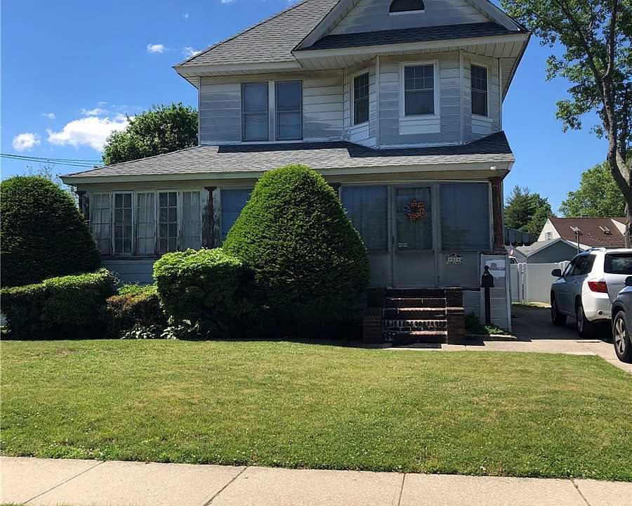 1st image of 57 Waverly Ave