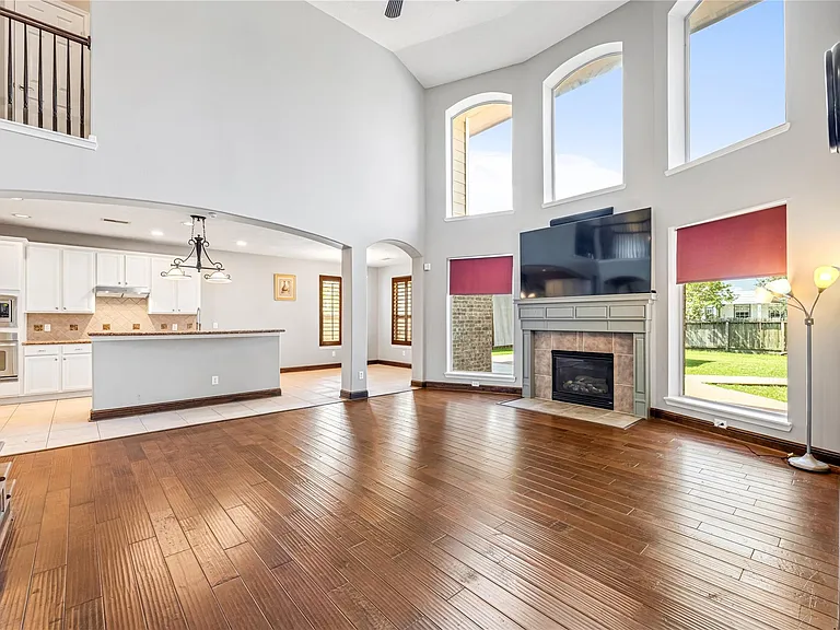 8127 Edenwood Dr — Photo 14
