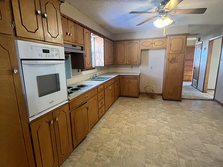24430 County Road 1550 — Photo 8