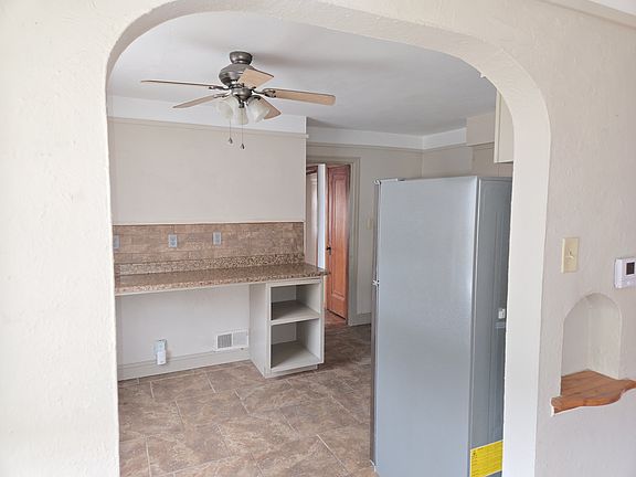 4th image of 1412 Glenbeck Ave #2