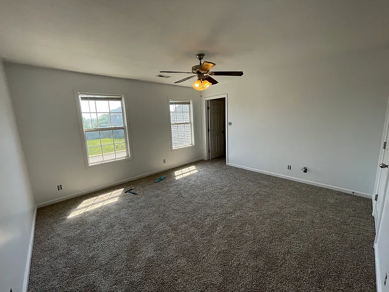 126 N Cavalcade Cir — Photo 5