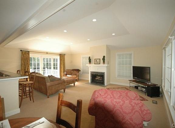 3rd image of 89 Betsys Ln