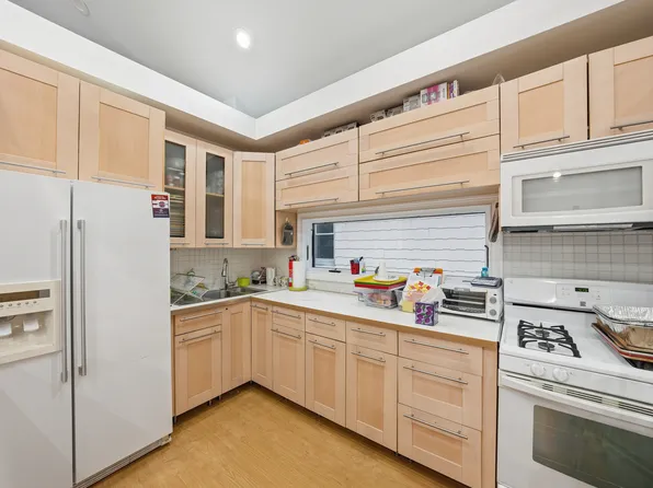 2115 Quentin Road image 23 of 25