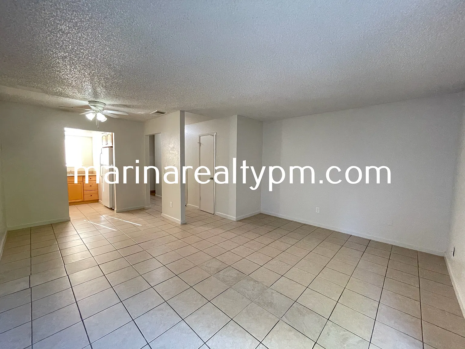 2 bed, 1.5 bath, 900 sqft, $1,900 — Photo 4
