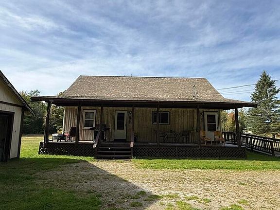 4th image of 378 Main Street