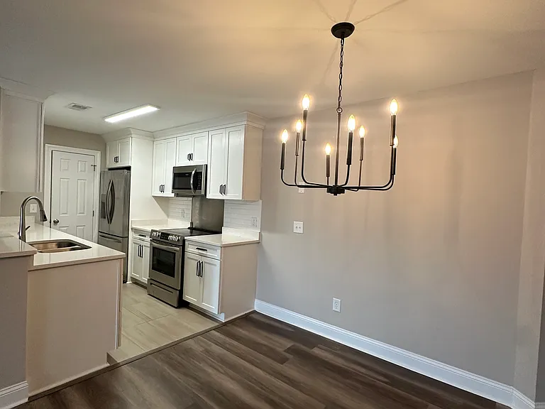 4389 Daphne Ln #C — Photo 10
