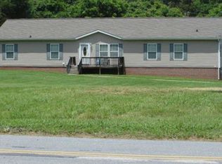 166 Arvon Rd, Arvonia, VA 23004