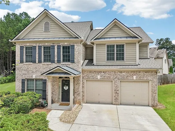 3878 Fellowship Dr, Buford, GA 30519