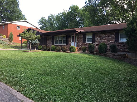 2nd image of 1815 Niemann Dr