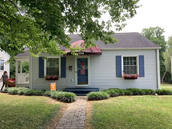 904 E Chilhowie Ave, Johnson City, TN 37601