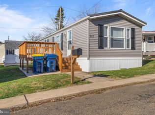 713 Berry Rd, Wilmington, DE 19810