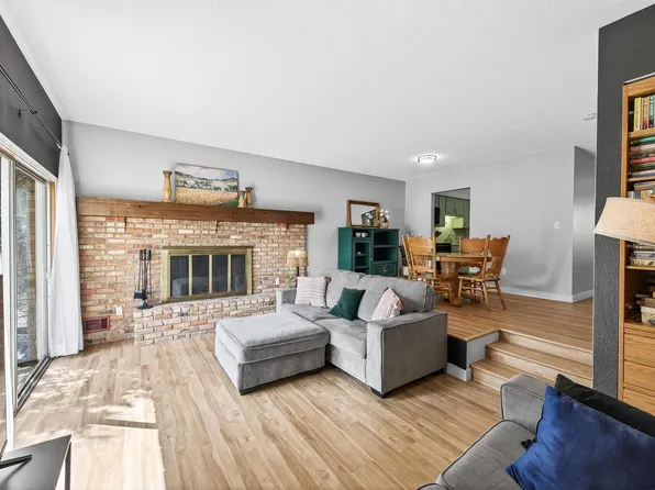 7235 W Franklin Ave, Minneapolis, MN 55426