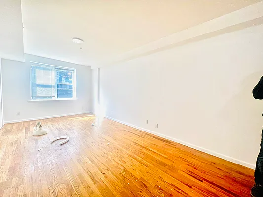 Rented by null | media 30