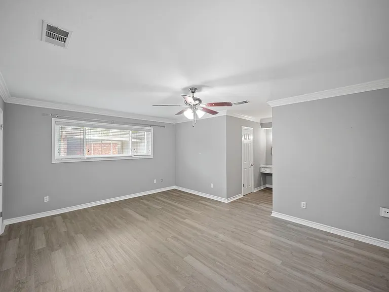 6215 S Braeswood Blvd — Photo 13