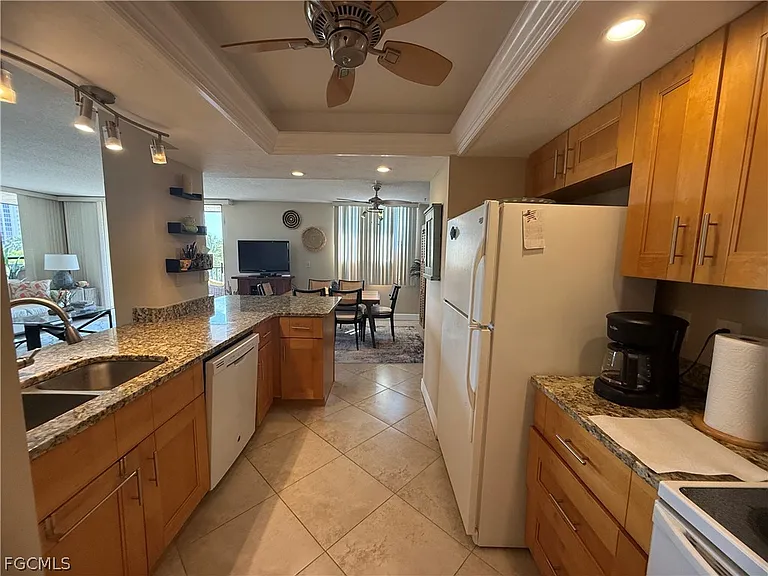 3490 N Key Dr #410 — Photo 18