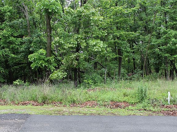 4th image of 11 Worlaby Ln