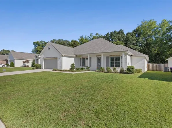 10299 Grady Ln, Mobile, AL 36695