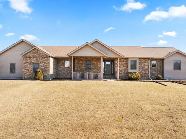 10057 N 900 W, Demotte, IN 46310