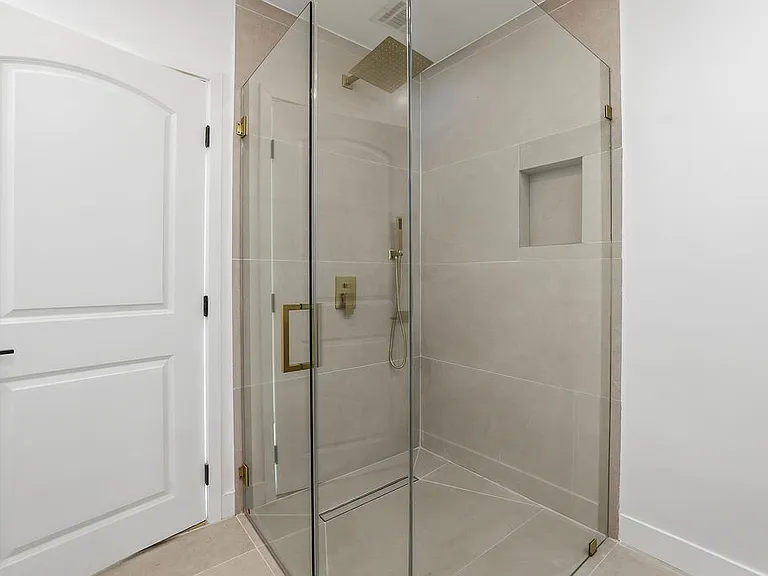 1722 Bel Aire Dr — Photo 18