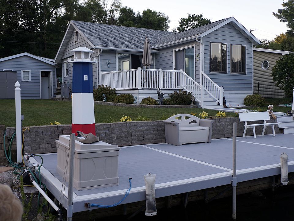 water front 