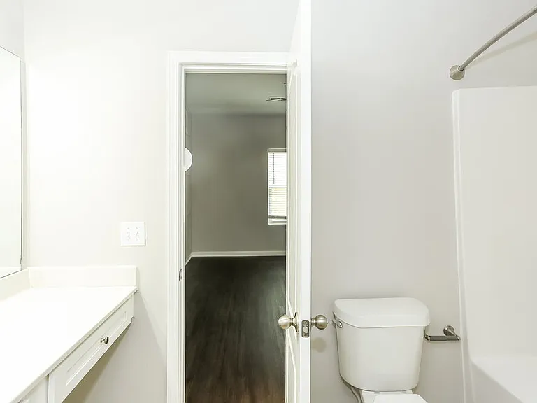 7609 Malden Park Dr — Photo 11
