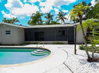 1901 NE 206th Ter, Miami, FL 33179