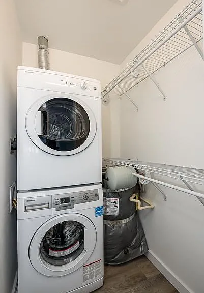 1211-1219 NE 56th St #1217 — Photo 11