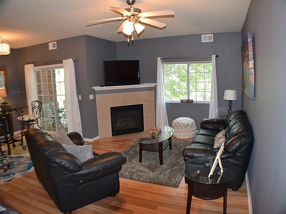 3rd image of 6255 Beechtree Dr Unit 3102