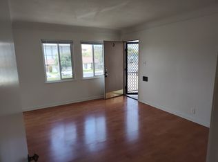 525 N A St APT D, Oxnard, CA 93030